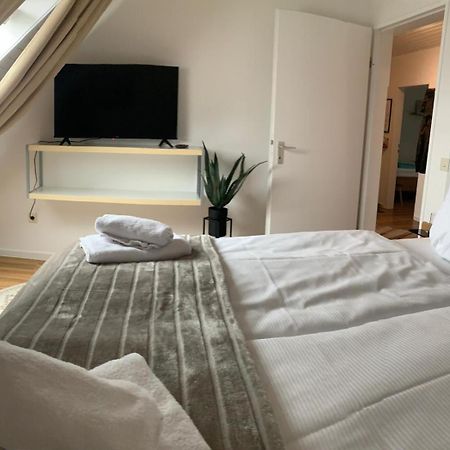 Anjas Appartement I Zentral I 81 Qm Stilvolle Geraeumige Wohnung I Parkplaetze Vorhanden Оснабрюк Экстерьер фото